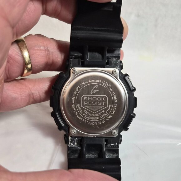 Casio G Shock Black and Rose Gold digital and analog - Picture 3 of 12